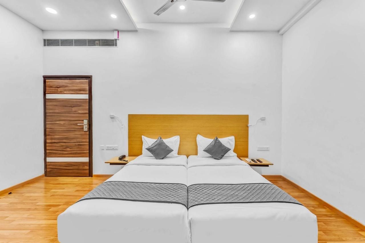 Upar Hotels - T Nagar Τσενάι Εξωτερικό φωτογραφία