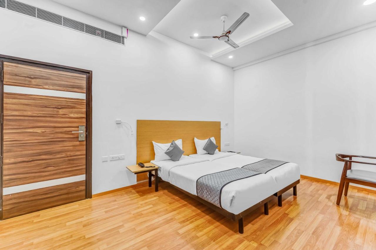 Upar Hotels - T Nagar Τσενάι Εξωτερικό φωτογραφία